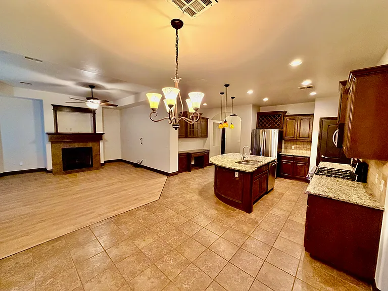 15904 Layne Ct — Photo 5