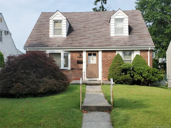 2332 206th Street, Bayside, NY 11360