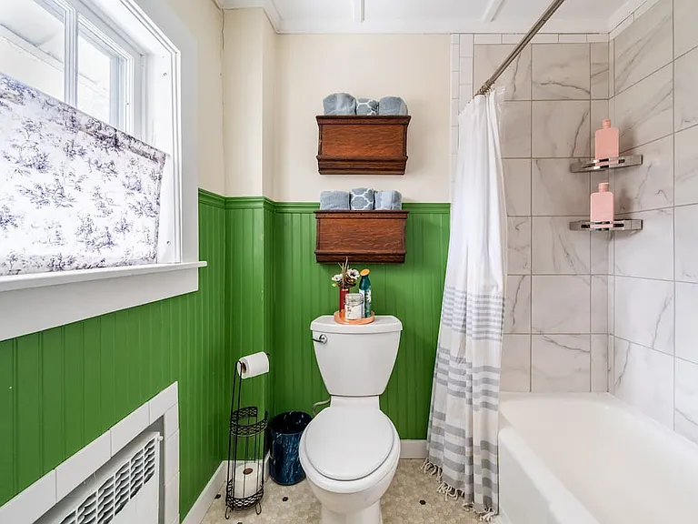 11-13 Holbrook St #11 — Photo 7