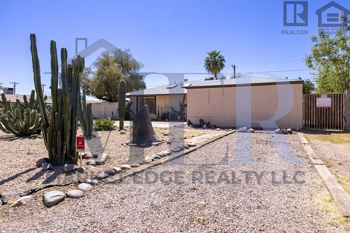 5102 N 20th Ave — Photo 5