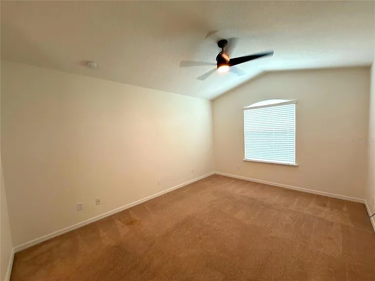 1036 Laurel Ridge Ln — Photo 6