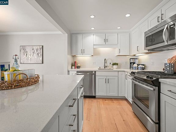 2nd image of 2000 Golden Rain Rd APT 4