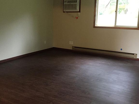 4th image of 11804 River Hills Dr APT 2