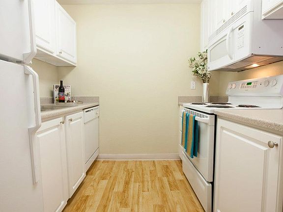 5th image of 6620 130th Ave NE #A203