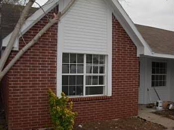 2nd image of 2521 McDearmon St
