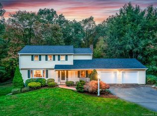 10 Andrew Way, Tolland, CT 06084