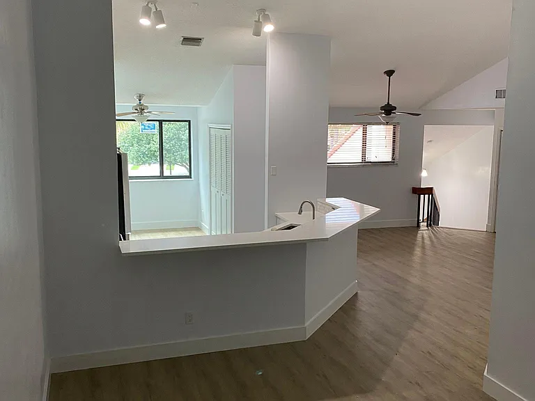 204 Sea Oats Dr #G — Photo 6
