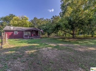 561 Gallagher Rd, Mc Queeney, TX 78123