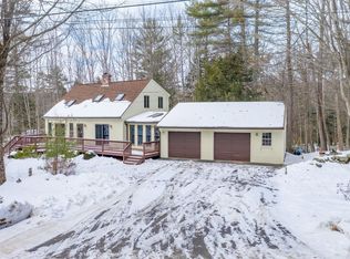 8 Evans Rd, Hebron, NH 03241