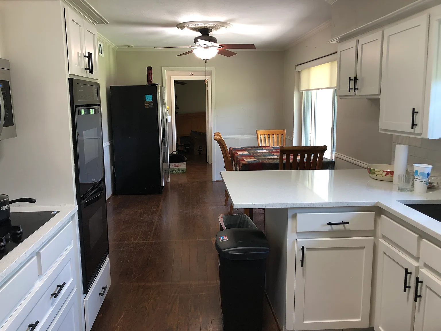 1 bed, 3.5 bath, 3000 sqft, $1,100 — Photo 4