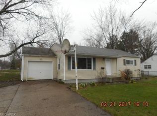 130 Harding St, Medina, OH 44256