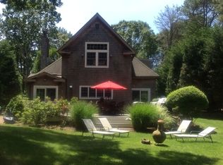 397 Old Canoe Place Rd, Southampton, NY 11968
