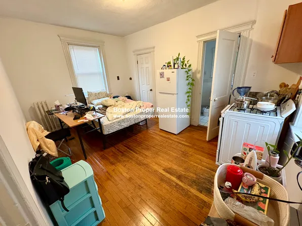 50 Charlesgate E, Boston, MA