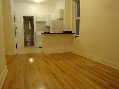 3rd image of 330 E 73rd St APT 6
