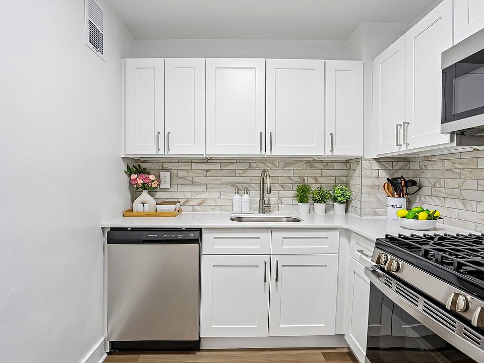 1st image of 3005 Chapel Ave W #Tle