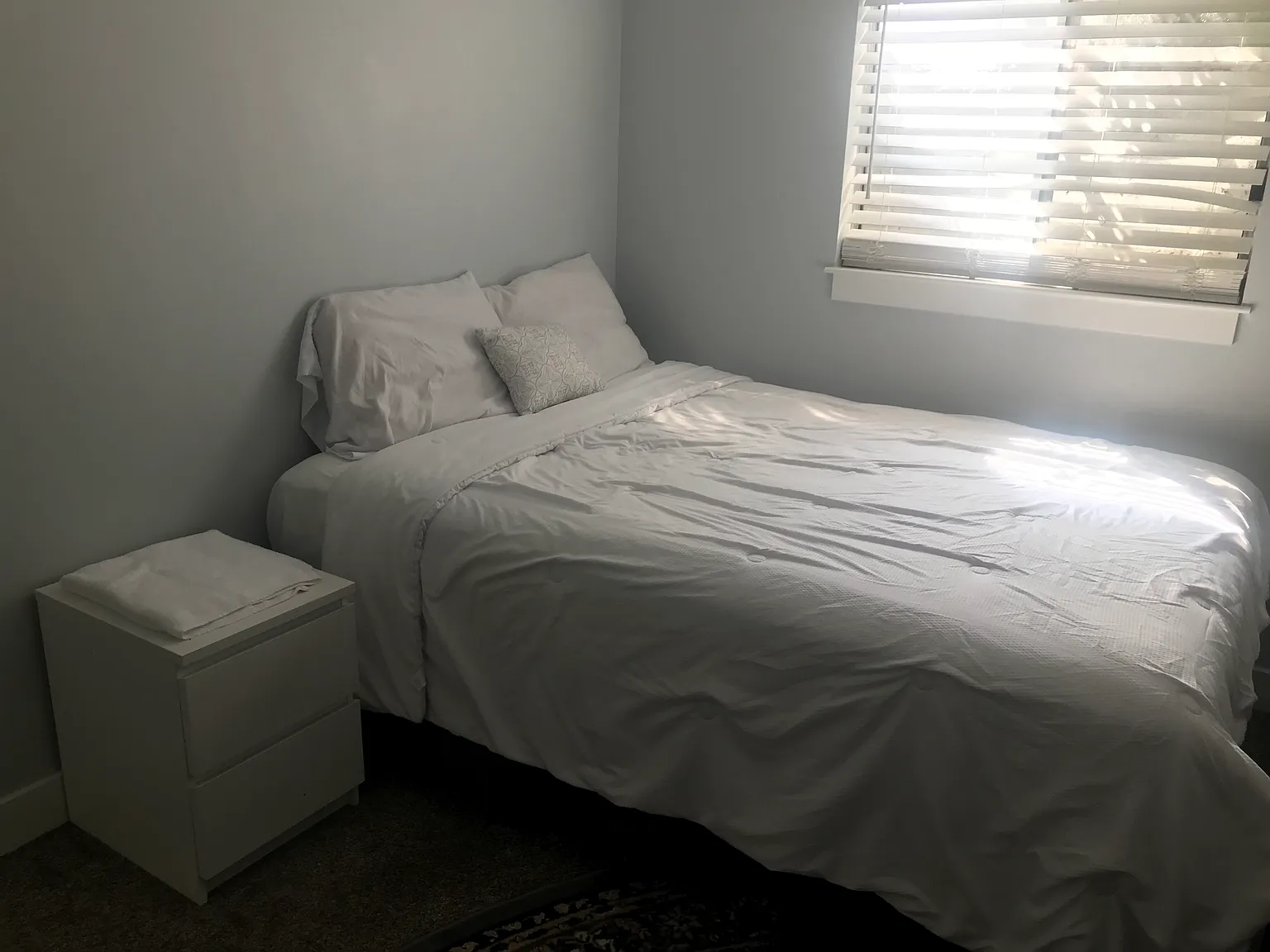 1 bed, 4000 sqft, $850 — Photo 3