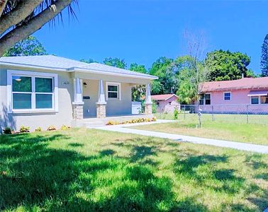 (Undisclosed Address), Saint Petersburg, FL, 33705