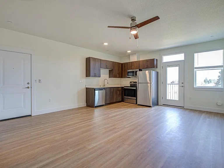 Bridger Court Apartments — Photo 11