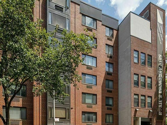 5th image of 447 W 45th St APT 5C