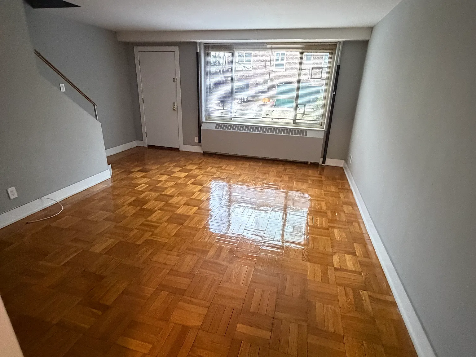 186th Ln, Fresh Meadows — Photo 4