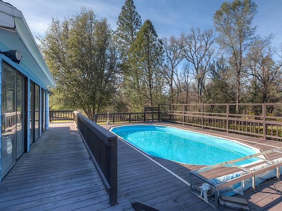 4th image of 9827 Quail Meadow Ln