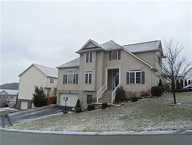 115 Edgewood Dr photo 1