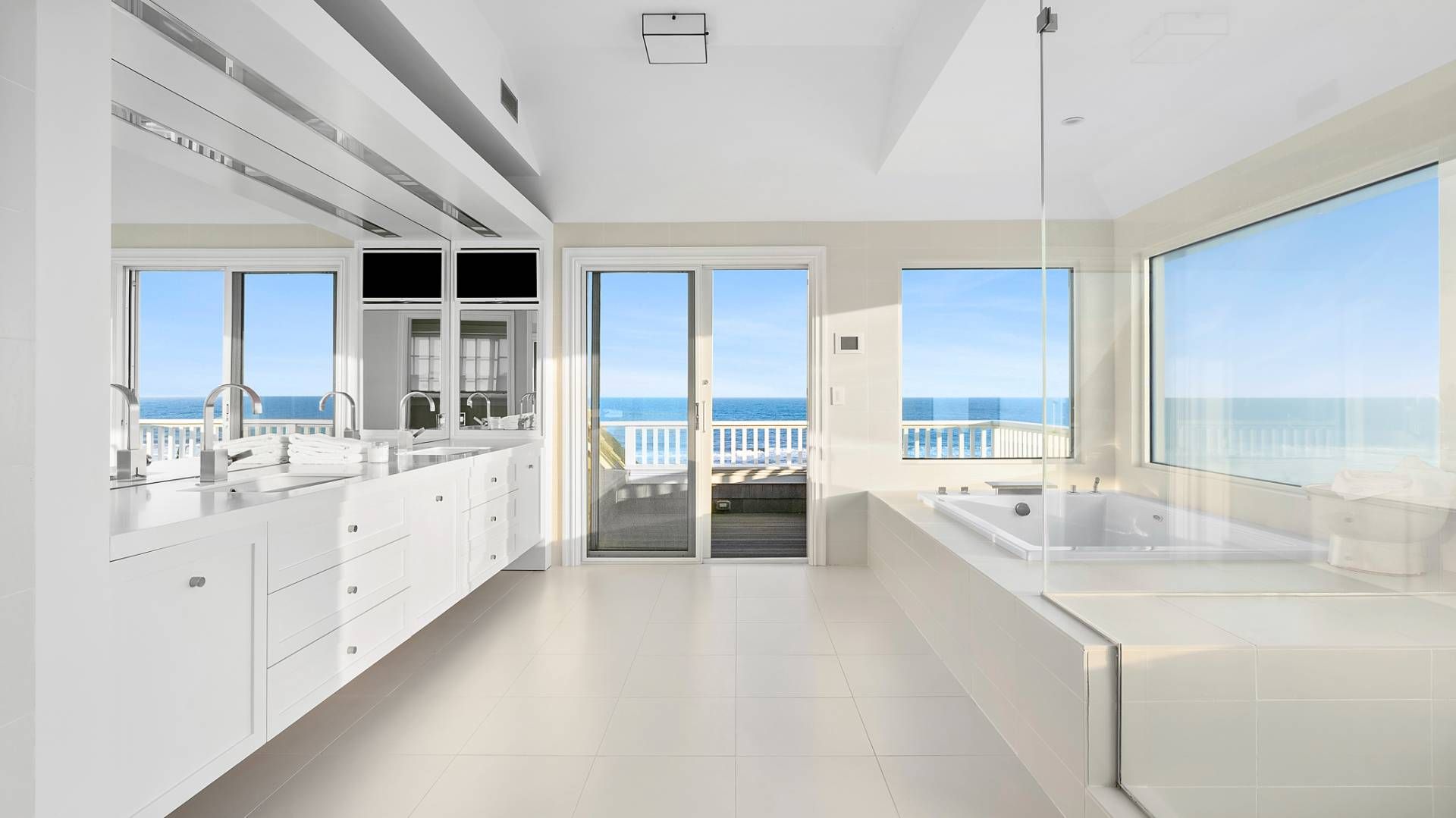 21 Surfside Dr, Bridgehampton, NY 11932 | Out East