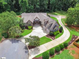 520 Magnolia Creek Ct, Greer, SC 29651