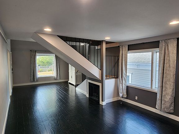 3rd image of 269 C St.
