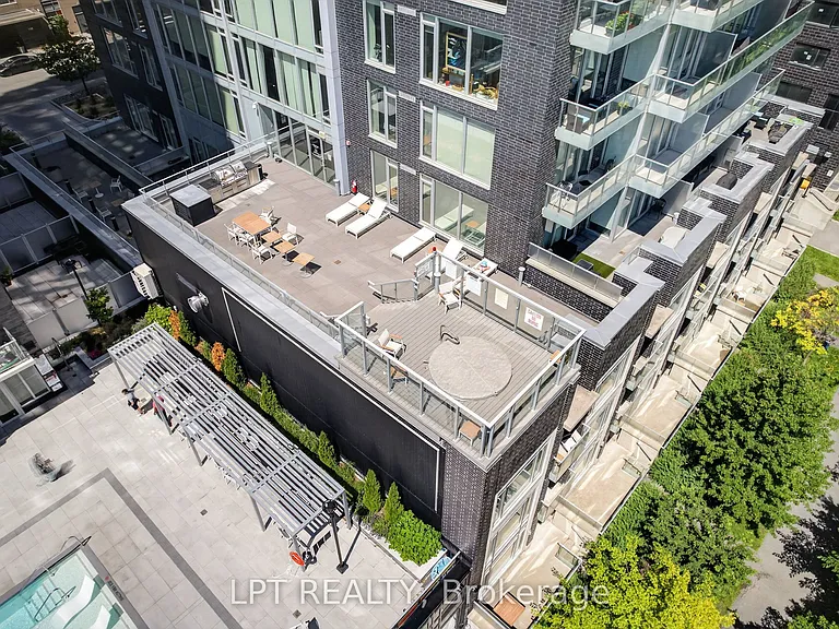 111 Champagne Ave S #307 — Photo 49