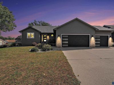 2000 S Gordon Dr, Sioux Falls, SD, 57110