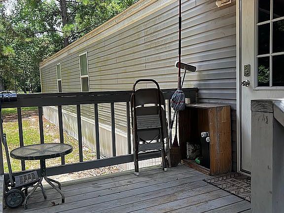 3rd image of 883 County Road 3737