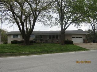 9 Shore Point Rd, Blue Eye, MO 65611