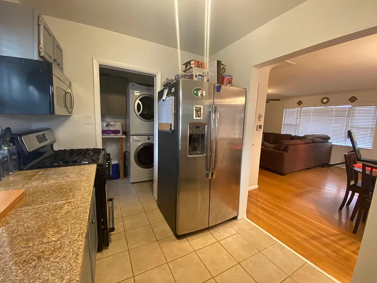 2810 Zenobia St — Photo 10