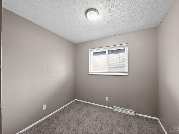 5th image of 2547 Adams Rd