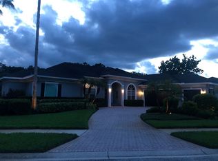 15202 Leith Walk Ln, Tampa, FL 33618