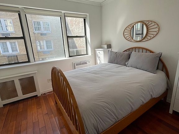 5th image of 174 E 82nd St #5B
