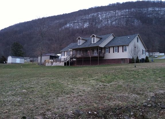 2nd image of 268 Persimmon Dr