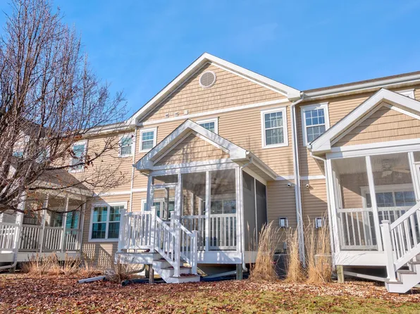 608 Bear Claw Way, Middleton, WI 53562