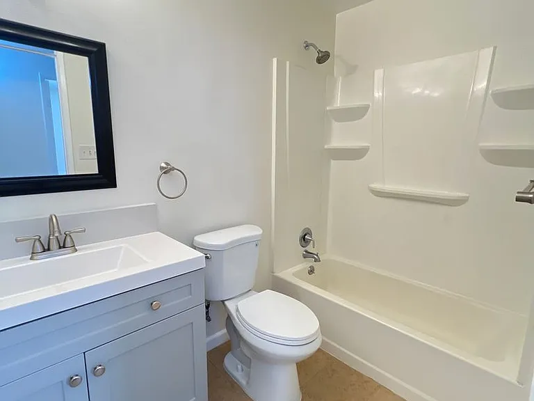 10917 Cave Ave — Photo 16