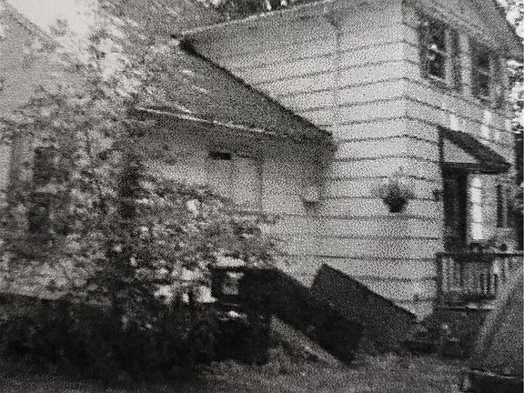 4th image of 3574 Ridge Rd