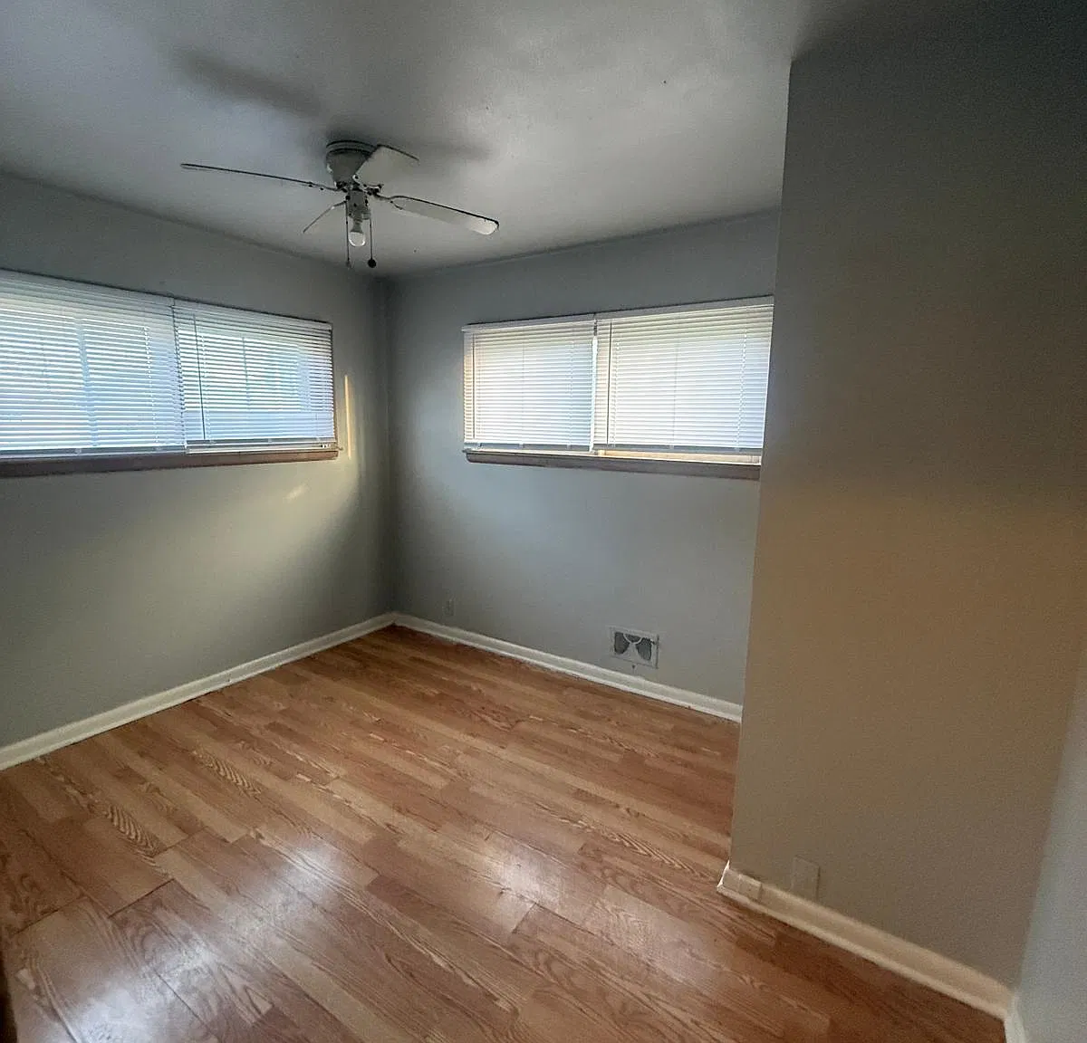 1613 West Bolivar Avenue - 1 — Photo 4