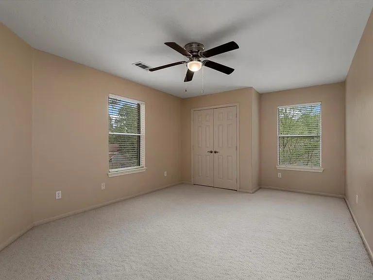 14151 Buckingham Ln — Photo 28