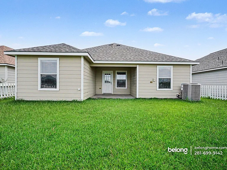5049 Hauna Ln — Photo 15