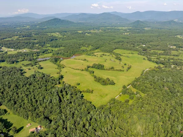 955 Simmons Gap Rd, Dyke, VA 22935