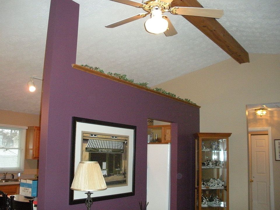 1st image of 1845 Harris Ln