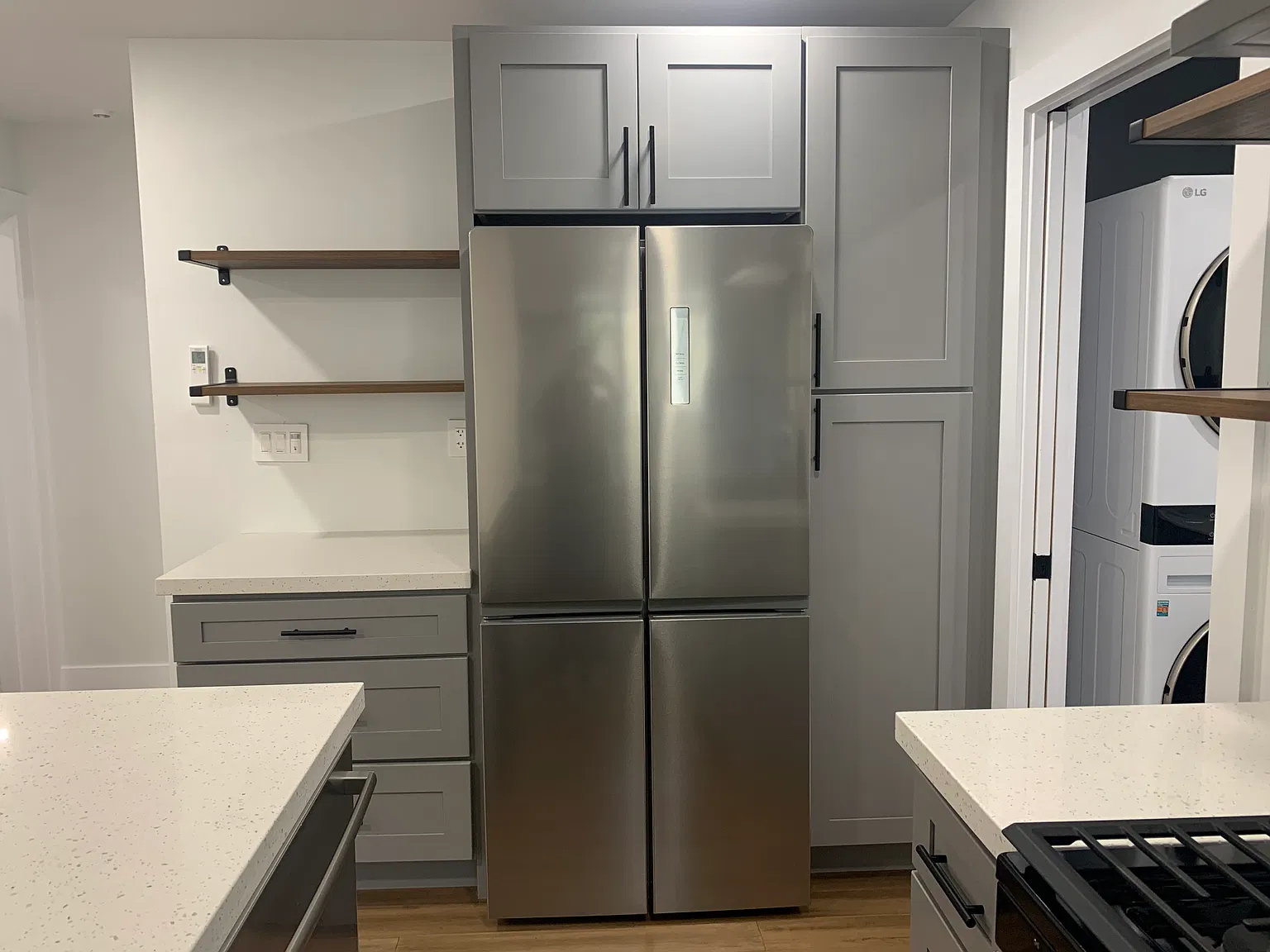 2127 Park Blvd — Photo 2