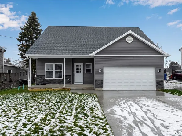 5200 Berg Rd, Buffalo, NY 14218