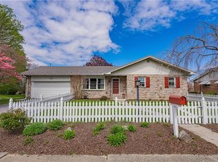 38 S Fairview St, Macungie, PA 18062