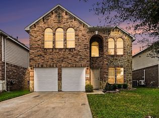 8215 Lemongrass Ave, Baytown, TX 77521